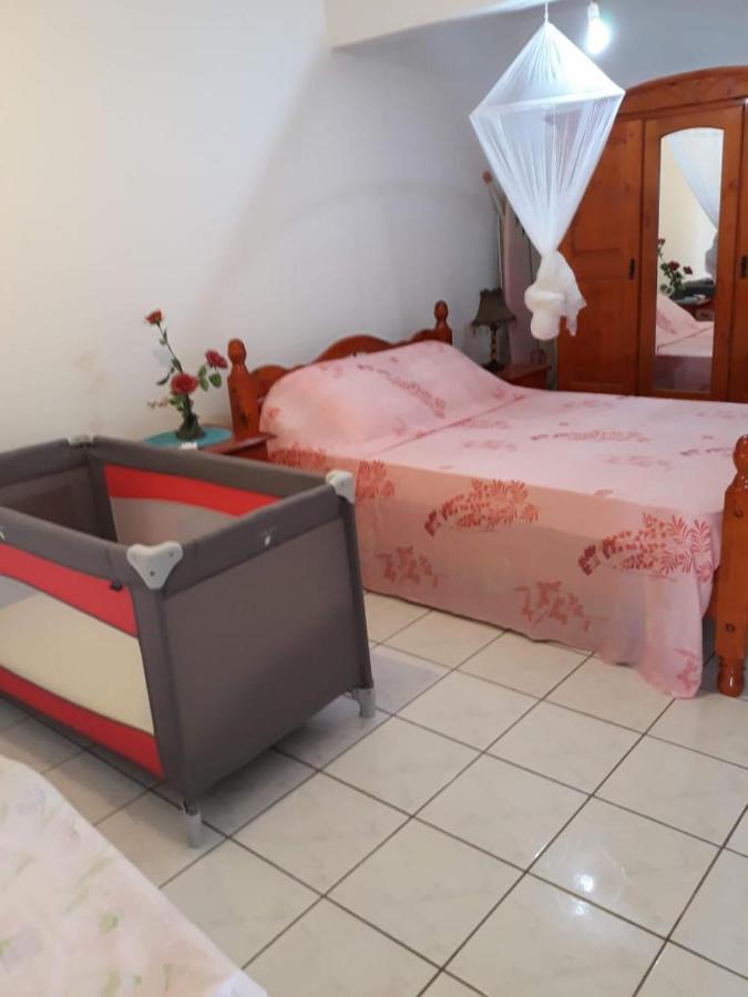 Villa Kazaluce - Appartement 2 Chambres Le Moule Εξωτερικό φωτογραφία